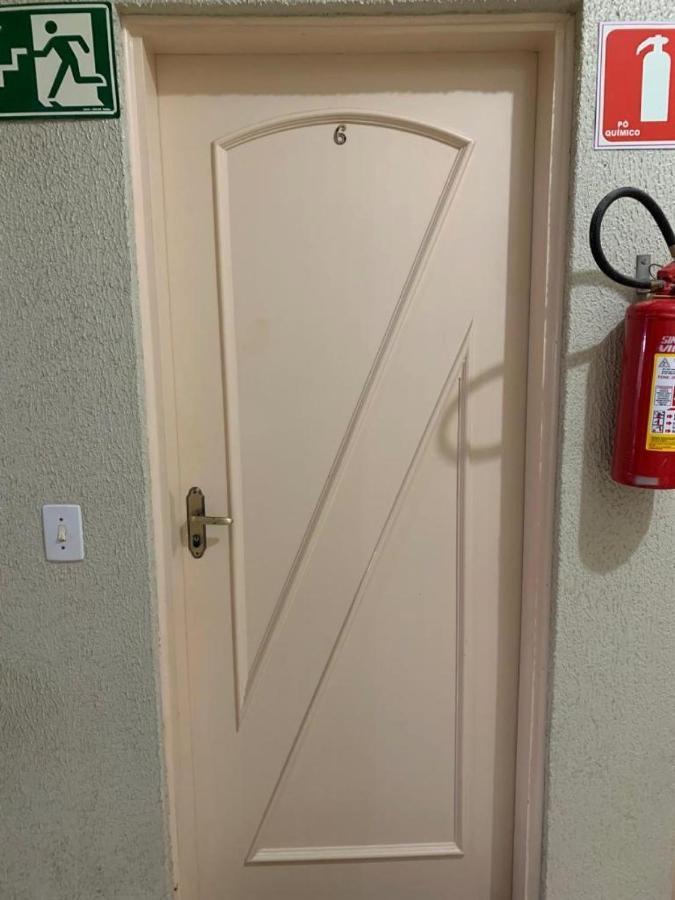 Apto C/2 Quartos Sendo Uma C/ar E 2banheiros Apartamento *